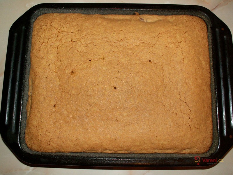 Trojbarevné řezy s tvarohem - fotografie 2