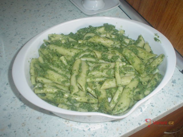 Zapečené špenátové těstoviny - fotografie 4