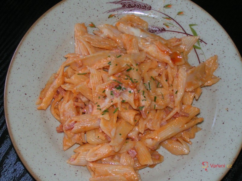 Těstoviny se šunkou a sýrem - fotografie 2