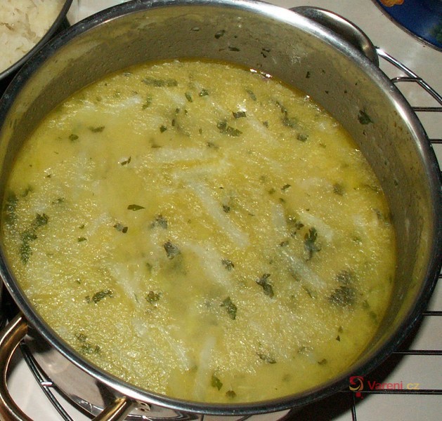 Kedlubnová polévka s vejcem - fotografie 2