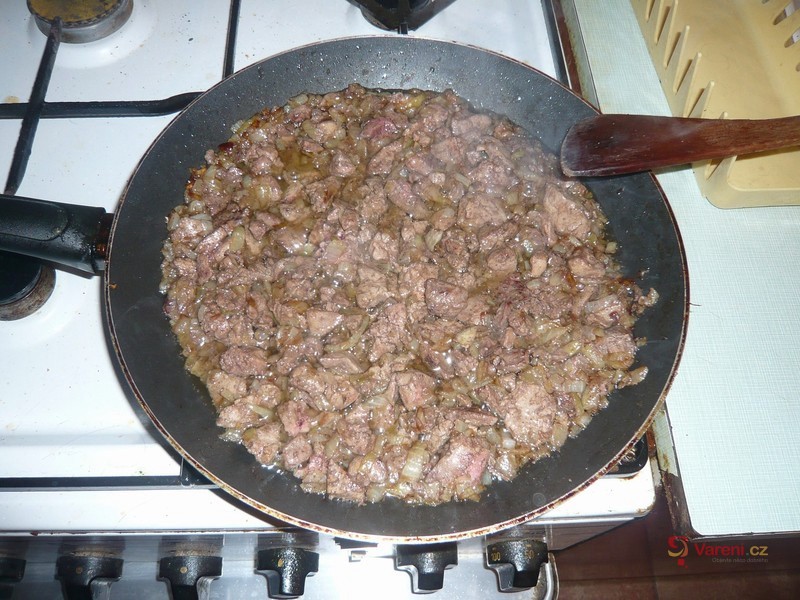 Drůbeží játra na cibulce - fotografie 2