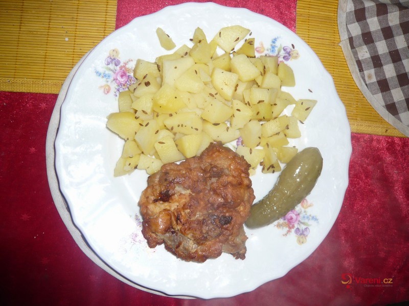 Kuřecí řízek s česnekem - fotografie 2