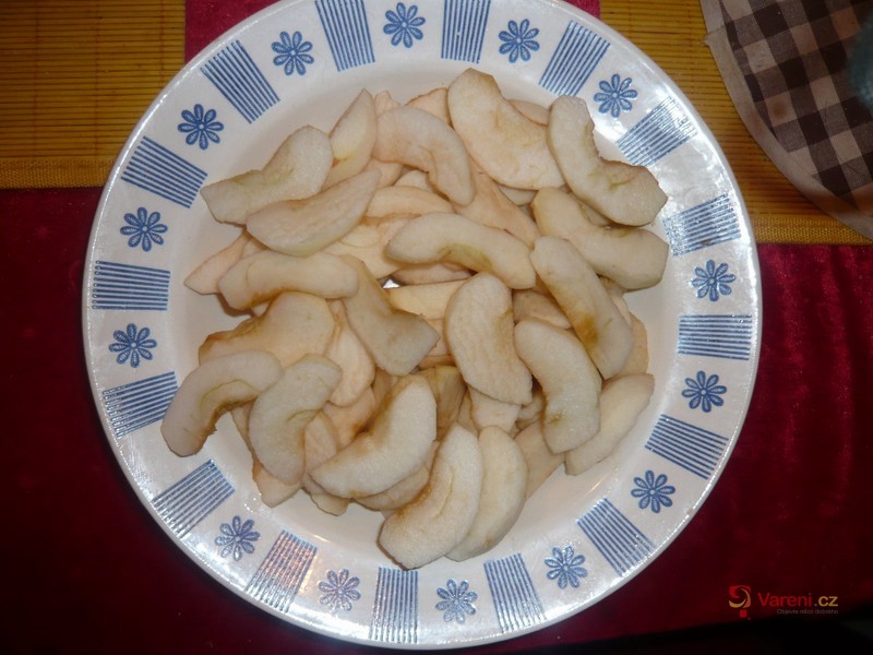 Rychlá jablečná buchta - fotografie 4