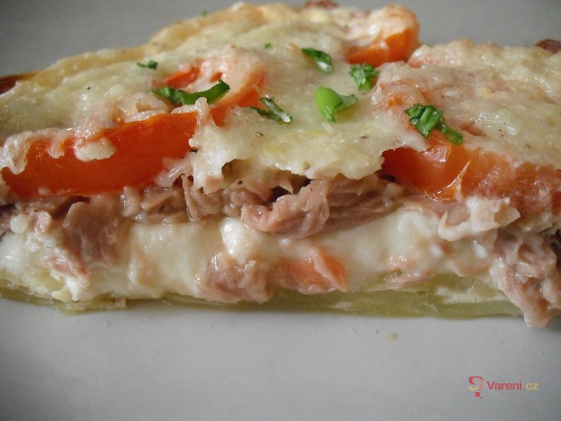 Tuňák zapečený s rajčaty a sýrem - fotografie 5