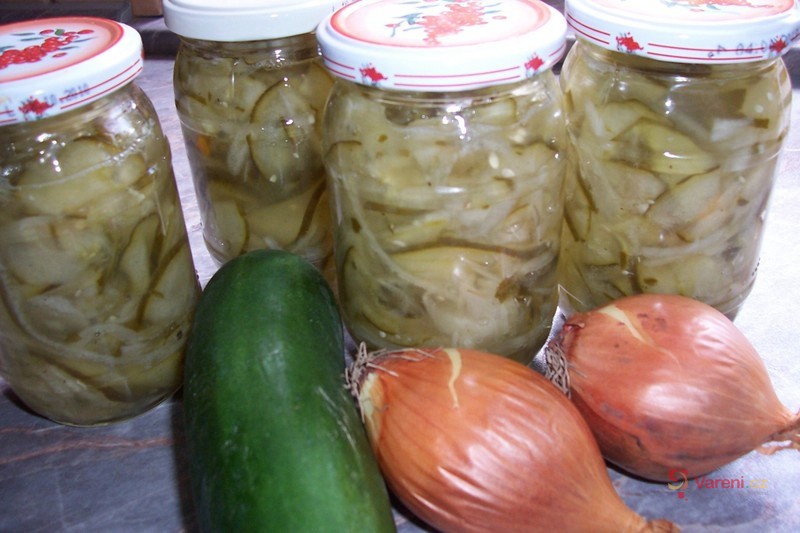 Kari okurkový salát - fotografie 2