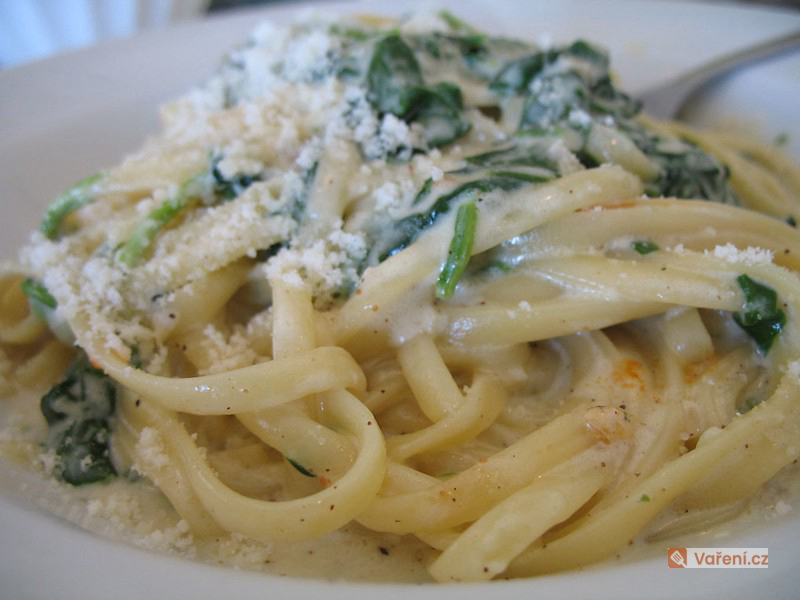 Omáčka ze zakysané smetany