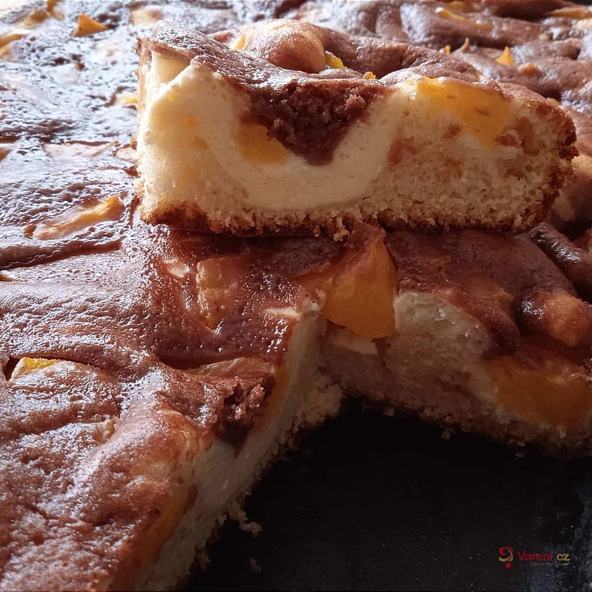 Buchta s tvarohem a broskví - fotografie 4