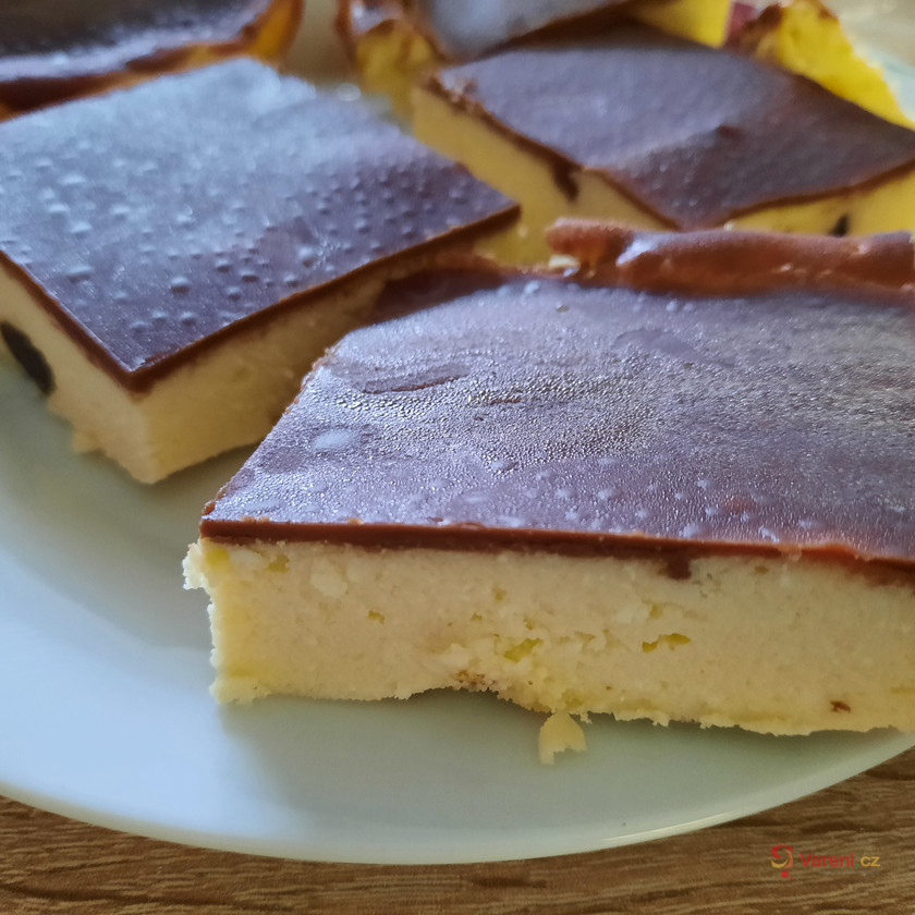 Tvarohový koláč po židovsku - fotografie 3