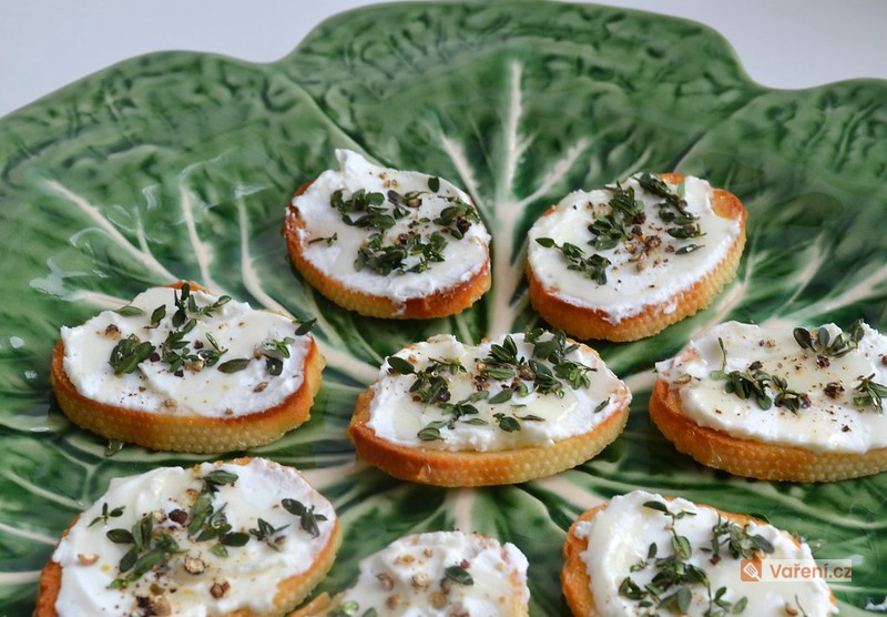 Česneková pomazánka s tvarohem