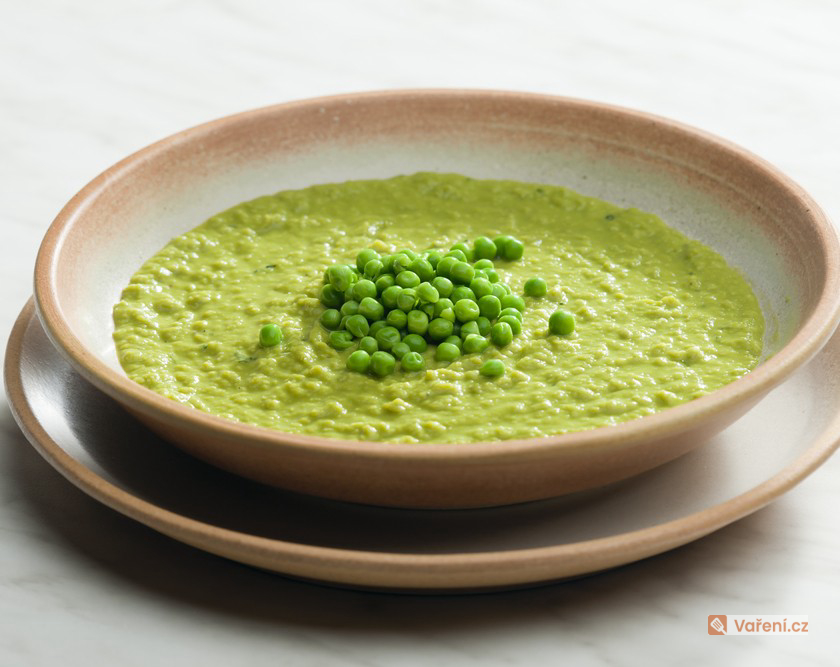 Rýžová polévka s hráškem
