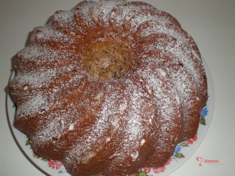 Vynikající oříšková bábovka - fotografie 2