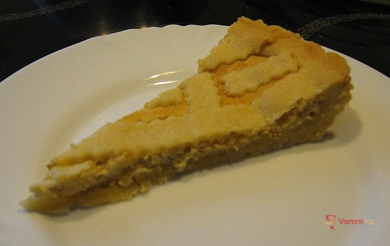 Linecký broskvový koláč - fotografie 3