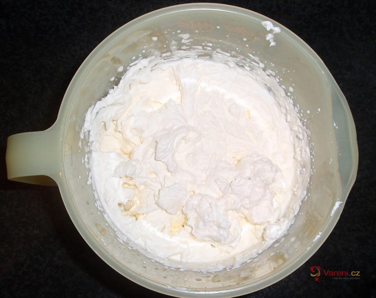 Australský dort Pavlova - fotografie 4