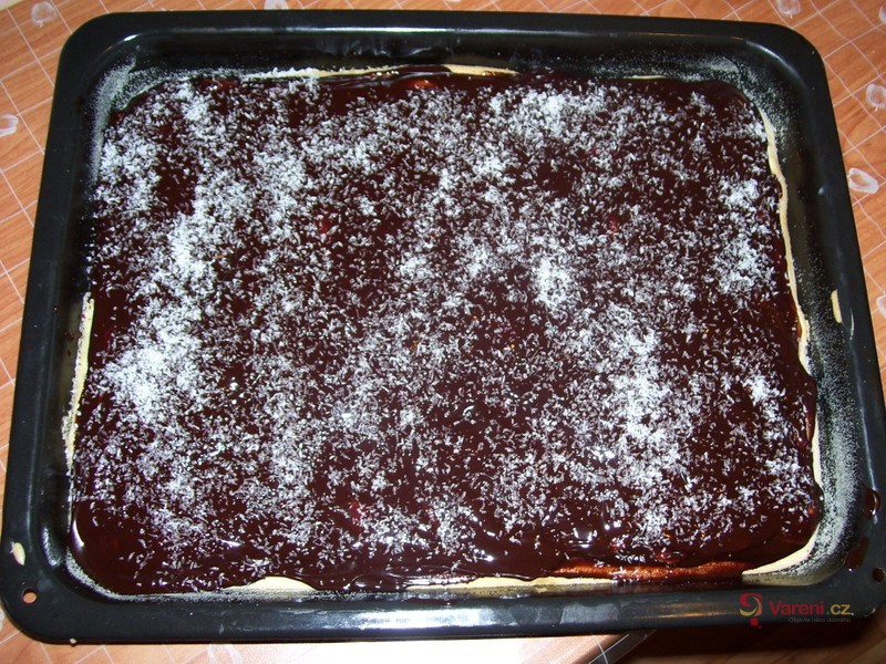 Piškotové řezy s banánem - fotografie 3