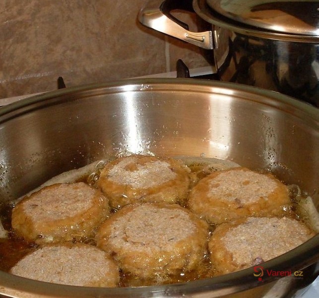 Masové karbanátky s vločkami - fotografie 2