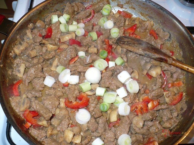 Hovězí nudličky v marinádě - fotografie 3