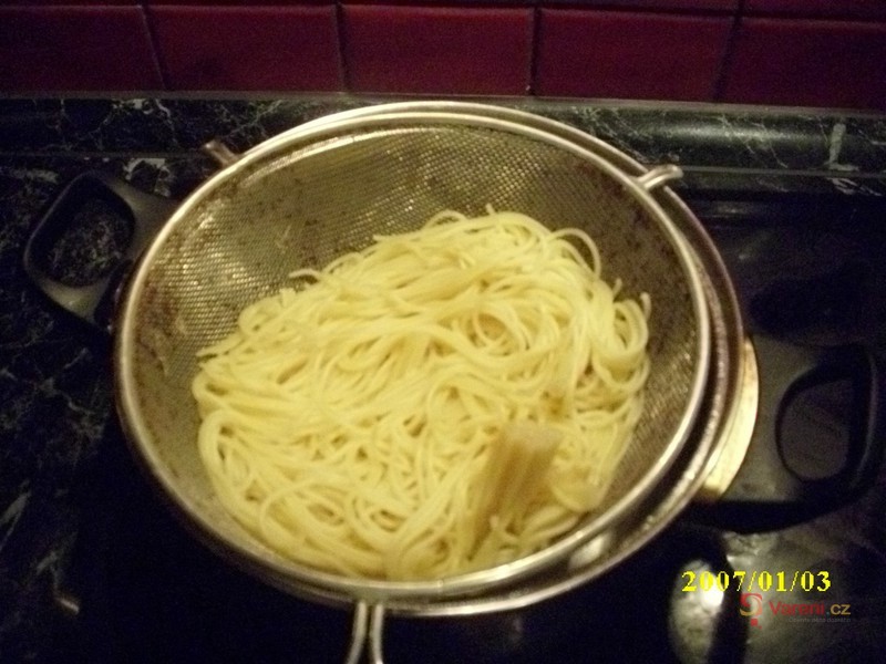 Špagety se slaninou - fotografie 5