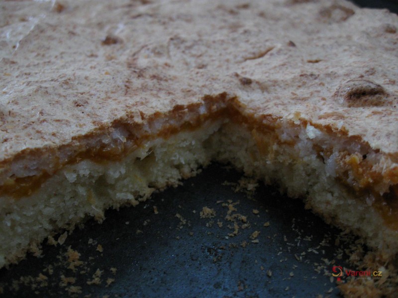 Meruňkové řezy s kokosovým čepcem - fotografie 3