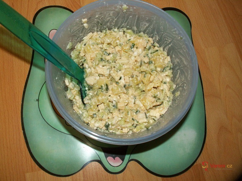 Sýrový salát 2 - fotografie 2