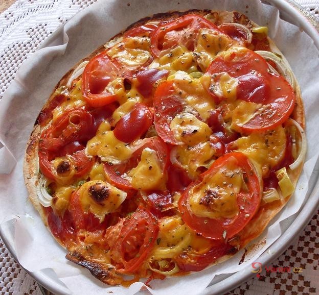 Studentská pizza - fotografie 4