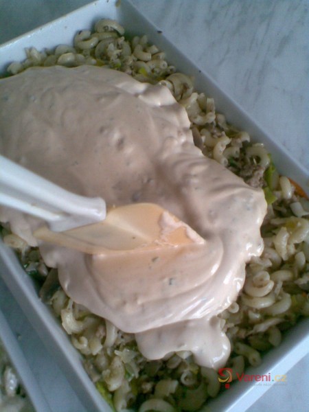 Zapečené těstoviny s mletým masem a žampiony - fotografie 2