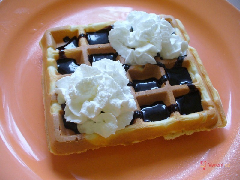 Jablečné vafle - fotografie 2