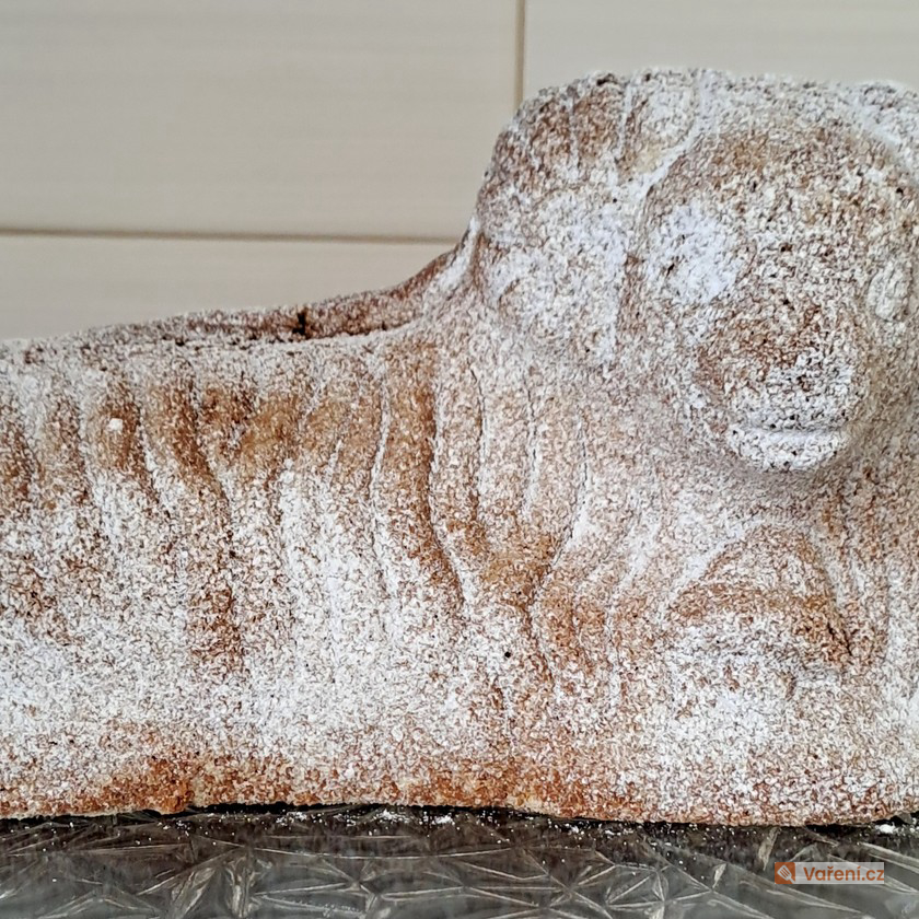 Velikonoční beránek s vaječným likérem - fotografie 2