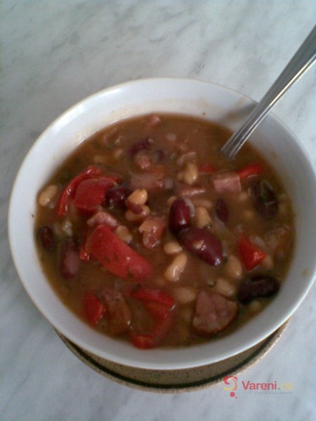 Mexické fazole s masem - fotografie 2