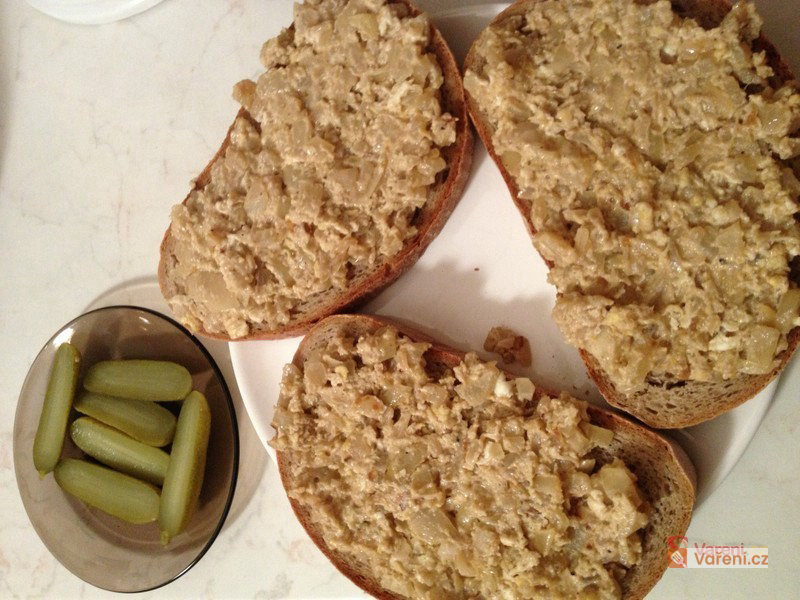 Kvasnicová pomazánka