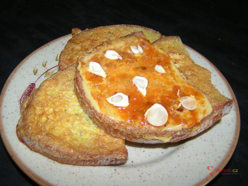 Chlebové vaječné smaženky - fotografie 3