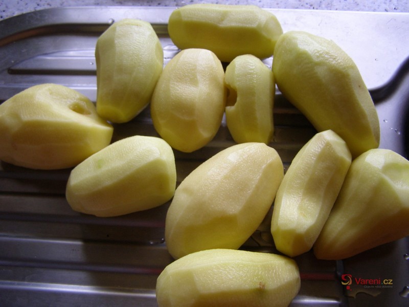 Zapékané brambory s mletým masem - fotografie 3