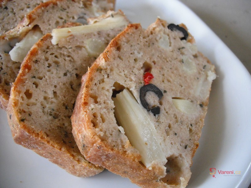 Sýrový chléb s chřestem - fotografie 2