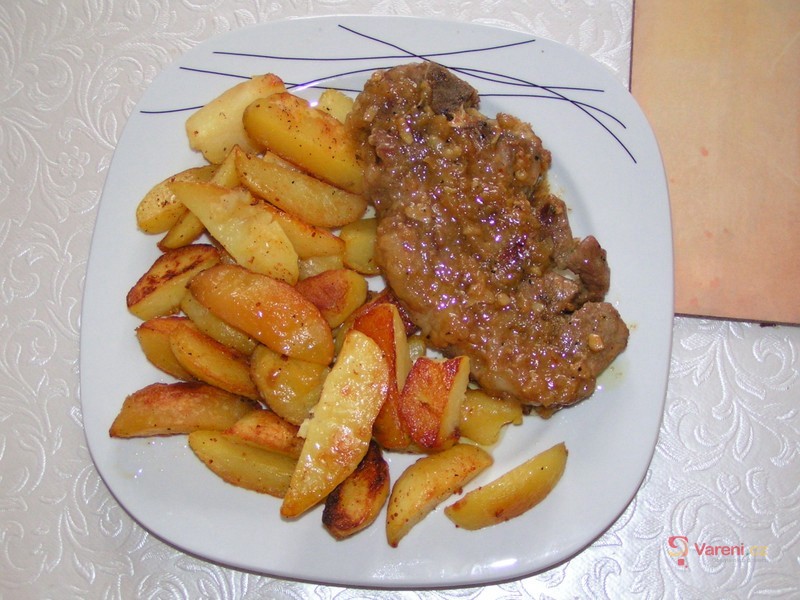 Vepřové steaky s restovanou šalotkou - fotografie 2