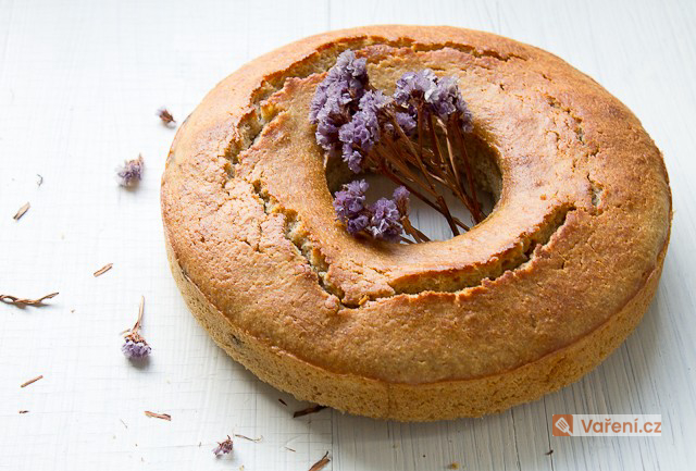 Tvarohová bábovka s umělým sladidlem