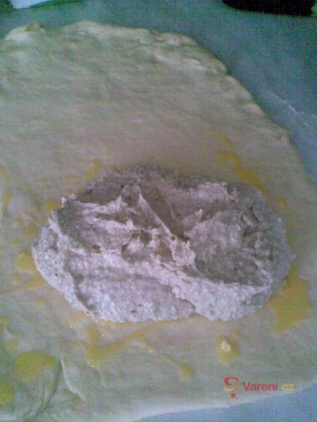 Kynutá buchta s náplní - fotografie 3