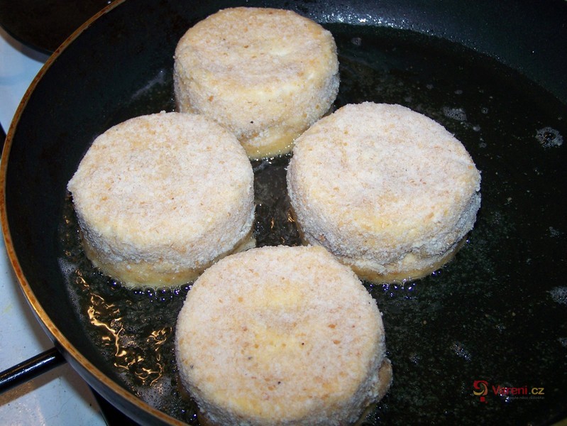 Hermelín plněný houbami - fotografie 3