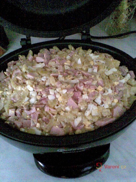 Francouzské brambory s uzeninou - fotografie 5