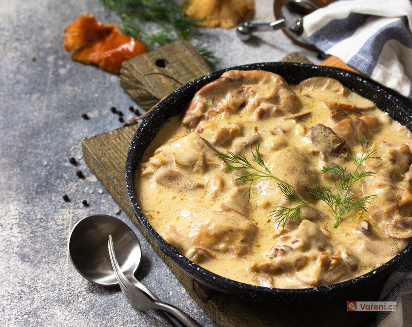 Kuřecí nudličky na smetaně