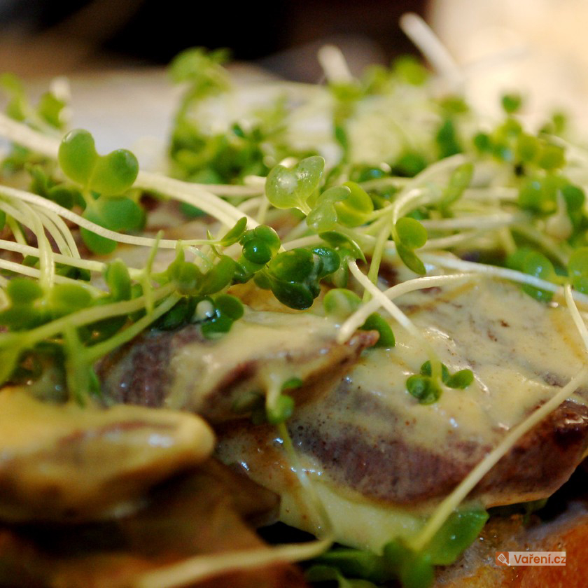 Boženčiny řízečky v hořčici