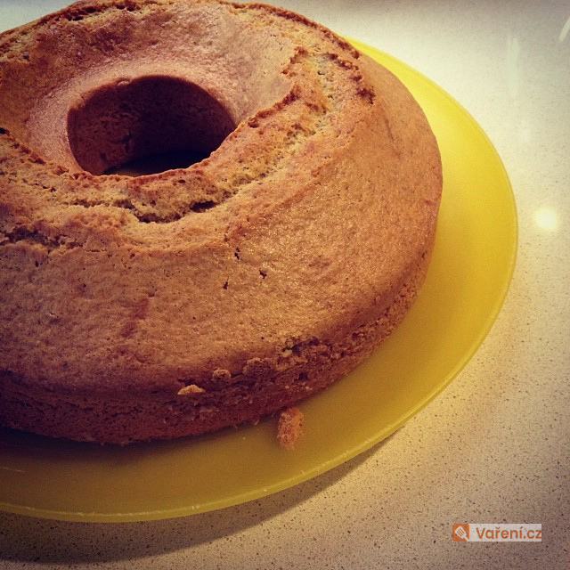 Třená bábovka bez tuku