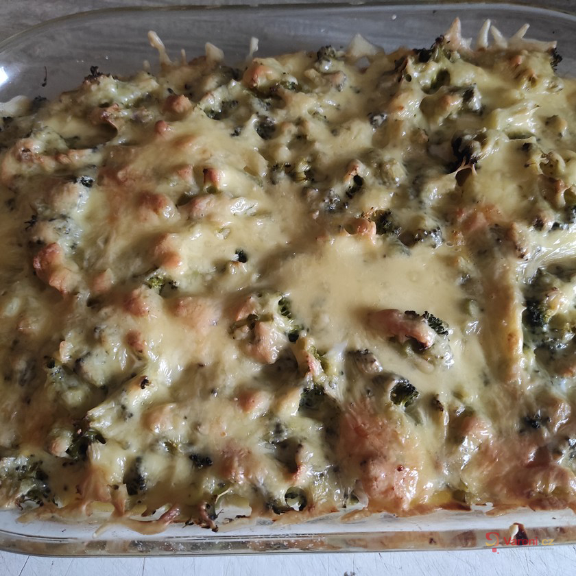 Brambory zapékané s brokolicí a sýrem - fotografie 2