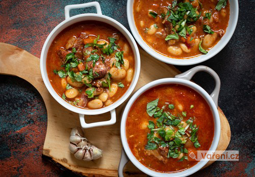 Uzená polévka s fazolemi
