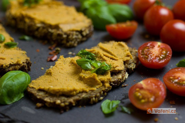 Zeleninová pomazánka s tofu