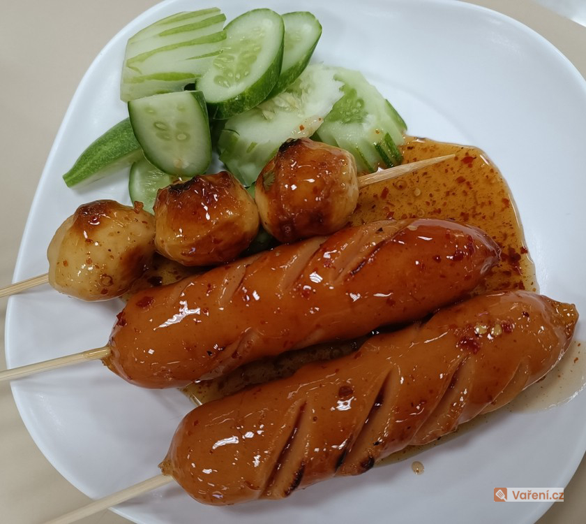 Špekáčky pečené v troubě s dipem