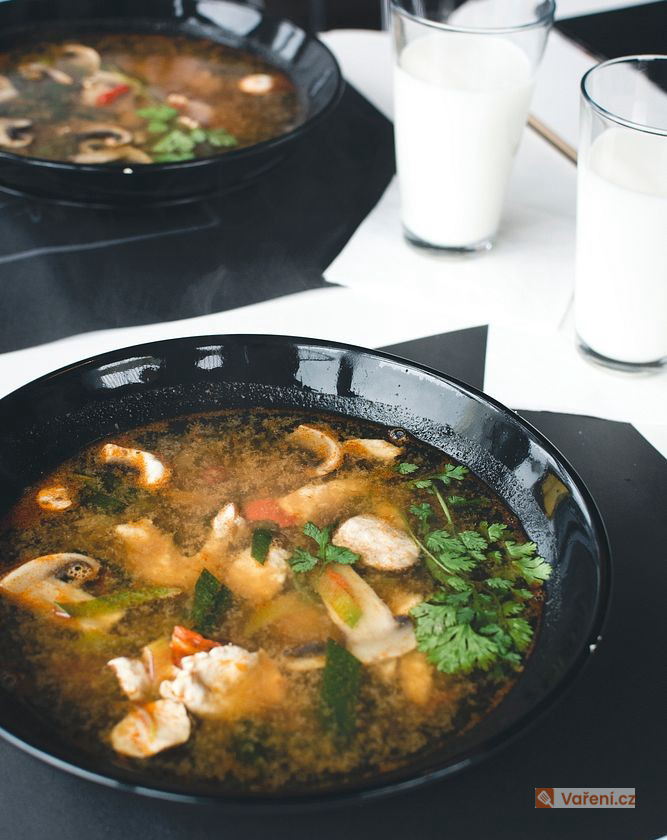 Rýžová uzená polévka