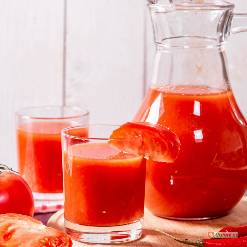 Pikantní rajčatová šťáva