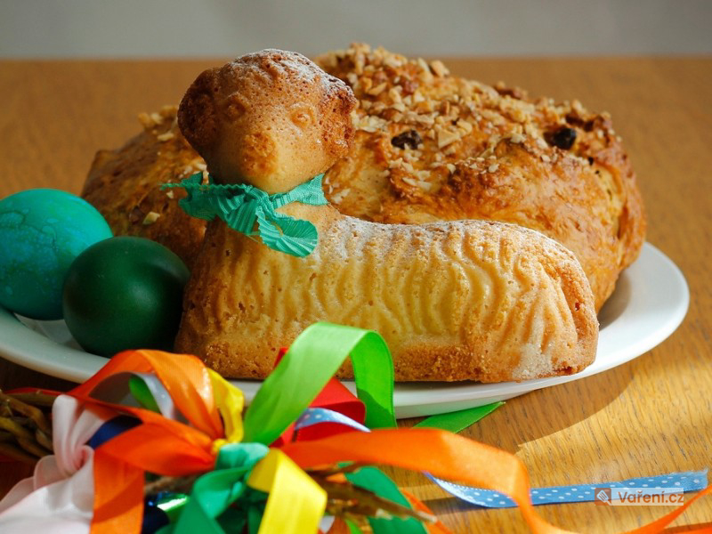 Rychlý piškotový velikonoční beránek