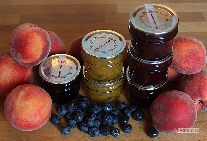 Snadná broskvová marmeláda