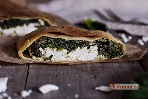 Špenátový závin s balkánským sýrem a kmínem