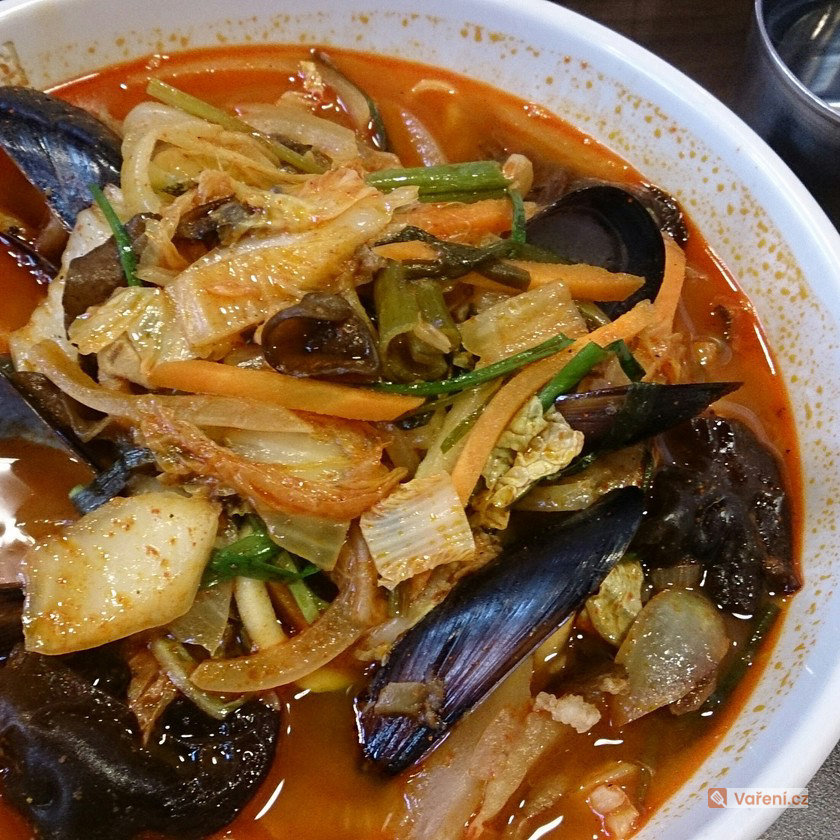 Výborná polévka s mořskými plody